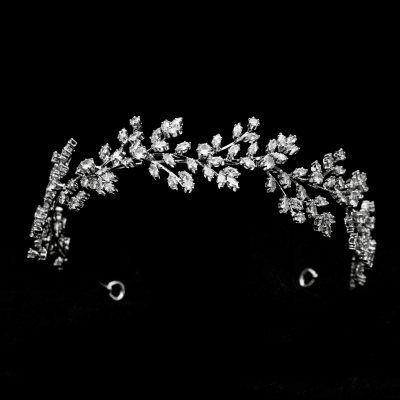 Diadem till fest och bröllop