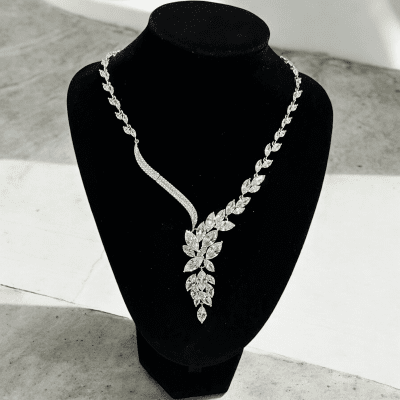 Halsband till bröllop, bal och fest