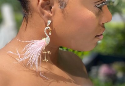 Örhängen med flamingos