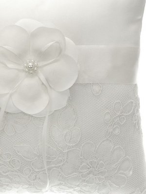 ringkudde / ringbärare / bröllop